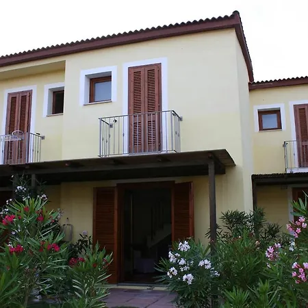 Gemma Delle Mimose Apartment